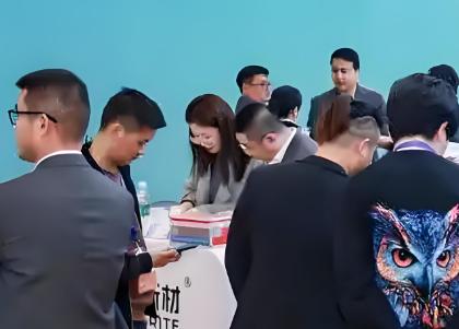 202518챱ʷװӦ